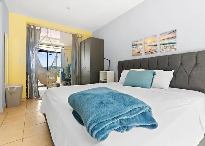 Casa Elevacion Ocean-view Rooftop Retreat Holiday home Coco
